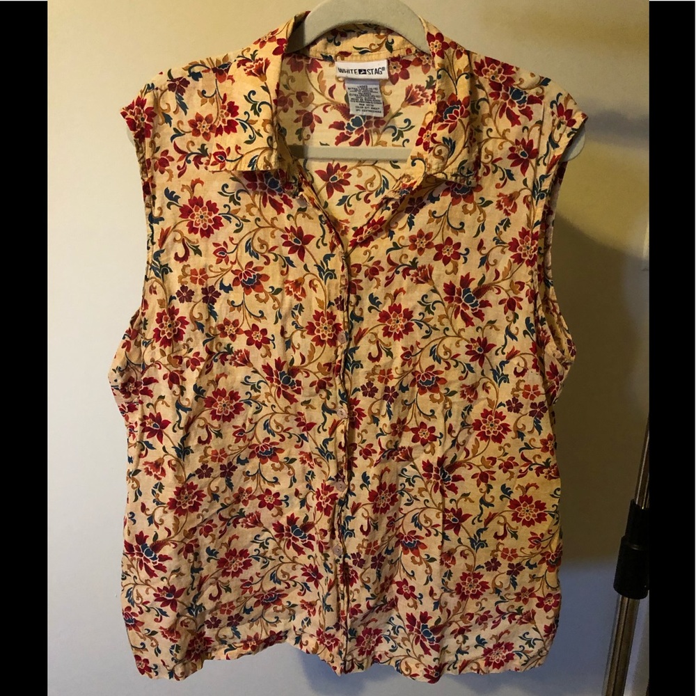 Floral, Sleeveless, button down, White Stag